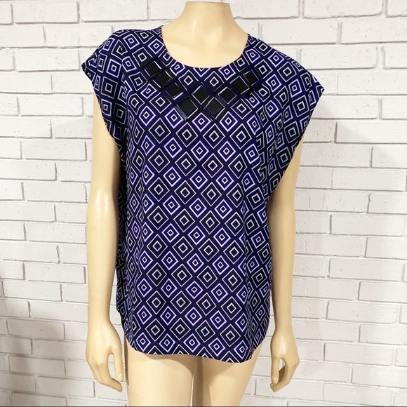 Vince Camuto Women’s Geometric Top - Picture 4 of 12